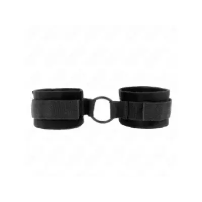 Kink Beginner Fur Hand Cuffs 25 Cm With O-Ring 4 Cm Black Adjustable 15-25 Cm