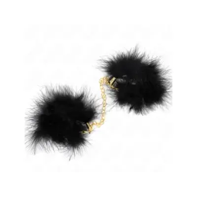 Kink Feather Hand Cuffs With Gold Chain Model 0