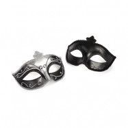 Masks on Masker 2-pack