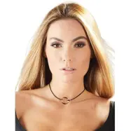 Choker with ring