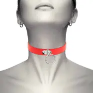 Coquette Accessories - Chic Desire Choker - Halsband i Veganskt läder med Ring - Röd