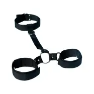Sex &amp; Mischief: Shadow Neck &amp; Wrist Restraint