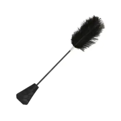 Darkness Black Love Feather Whip 56 Cm