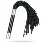 Flogger With Metal Grip