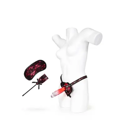 Luxury Strap-on Pleasure Kit 15,5 cm