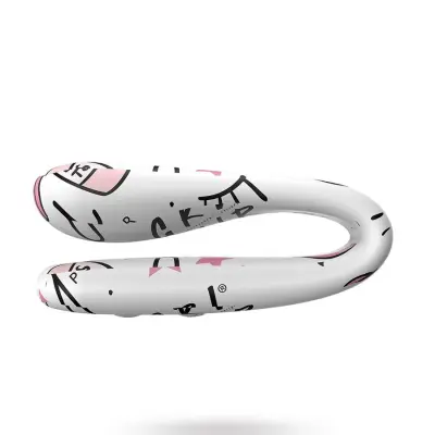 Leslie  Bend me Shape me Love me - Signature Collection