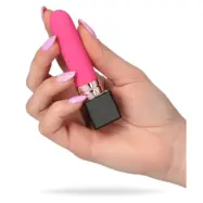 Make- up clitoral stimulator